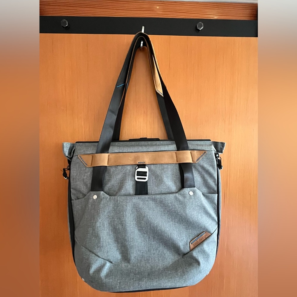 Peak Design Everyday Tote 20L V1 in Ash